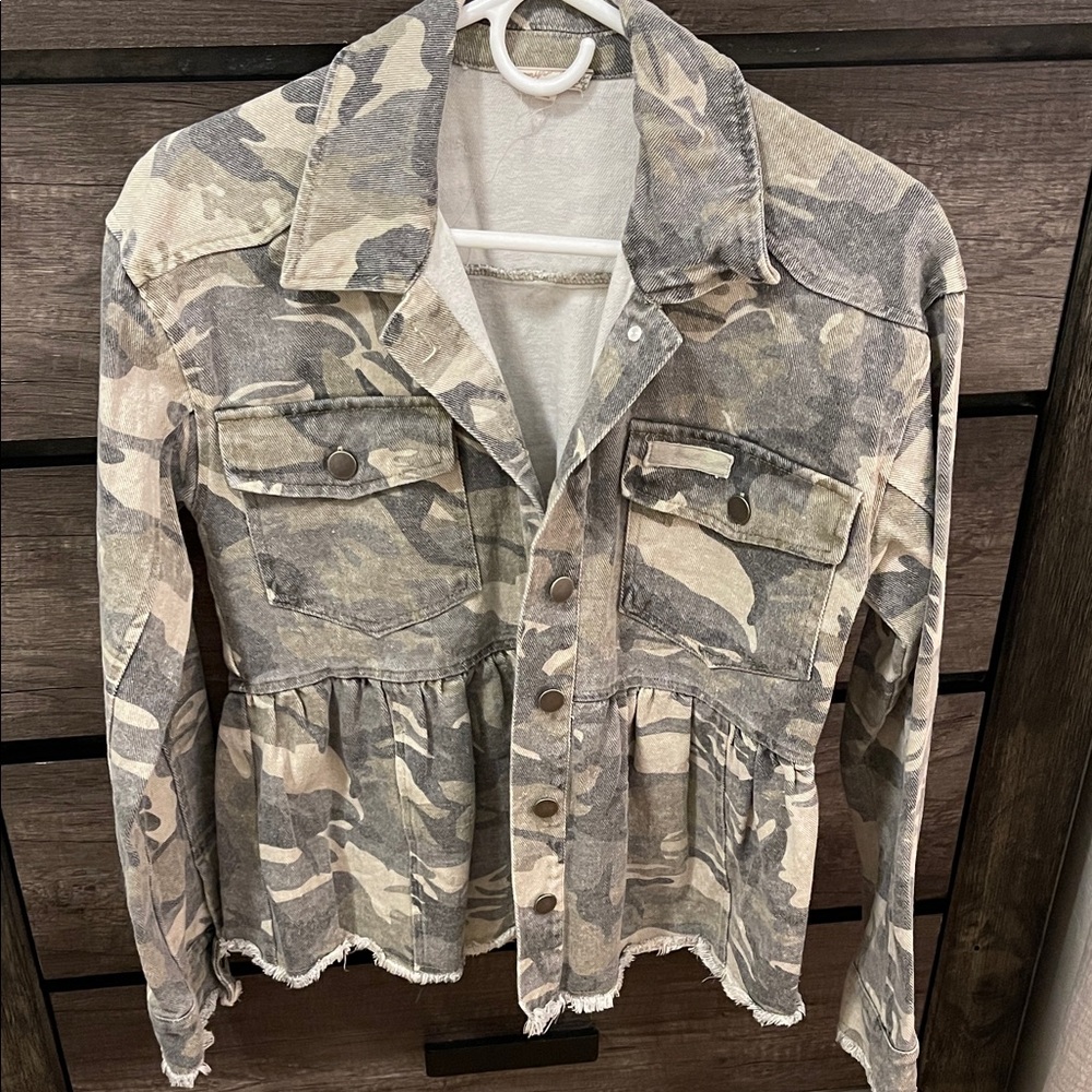 Mystree Camouflage Utility Jacket